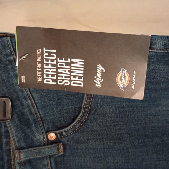 Dickies Women's Skinny Perfect Shape Denim 14/32 Regular Jeans - Picture 3 of 8